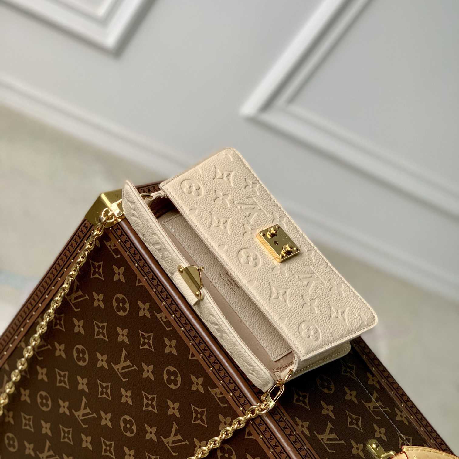 Louis Vuitton Wallet On Chain Métis(22×15×5.5cm)   M82836 - FashionPlug