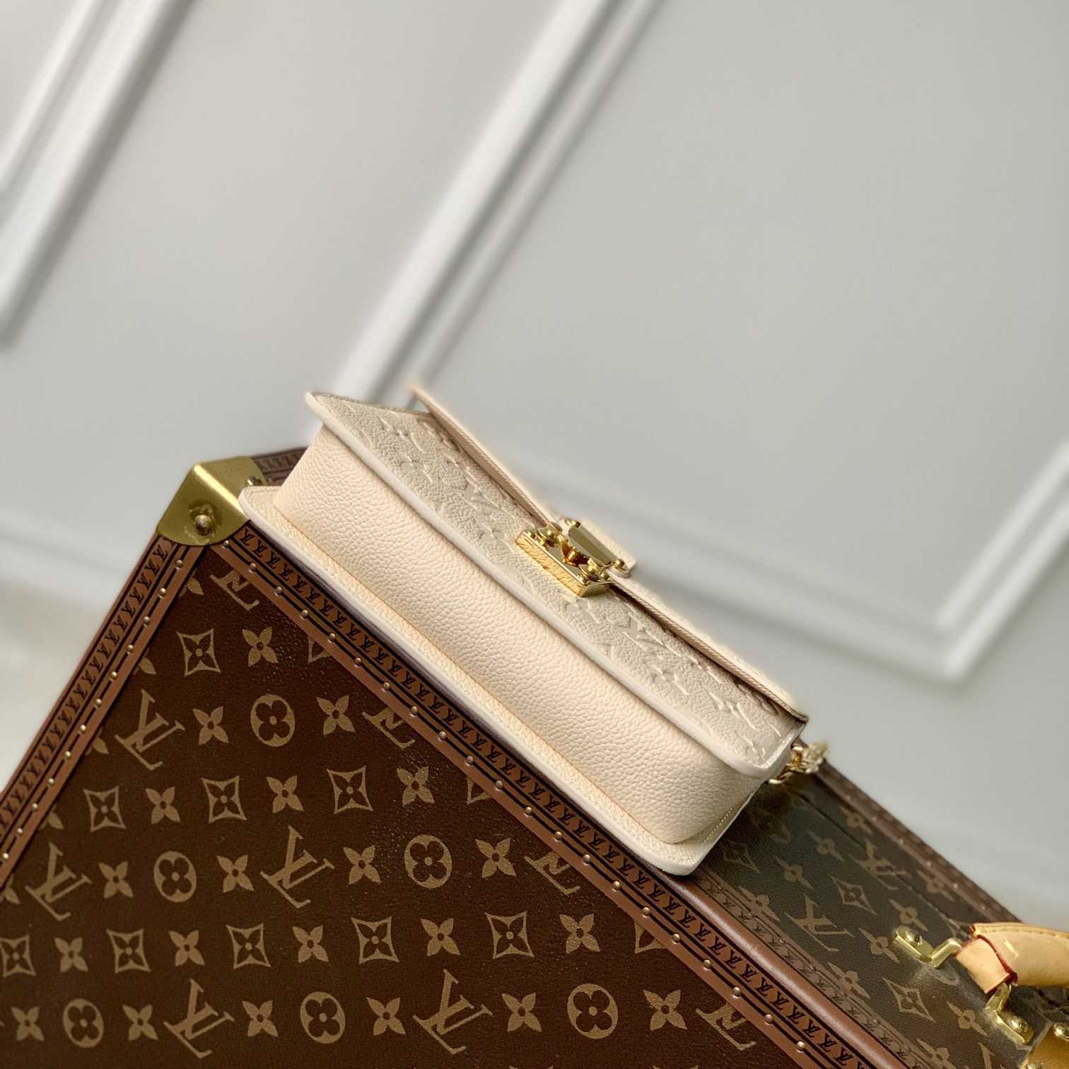 Louis Vuitton Wallet On Chain Métis(22×15×5.5cm)   M82836 - FashionPlug