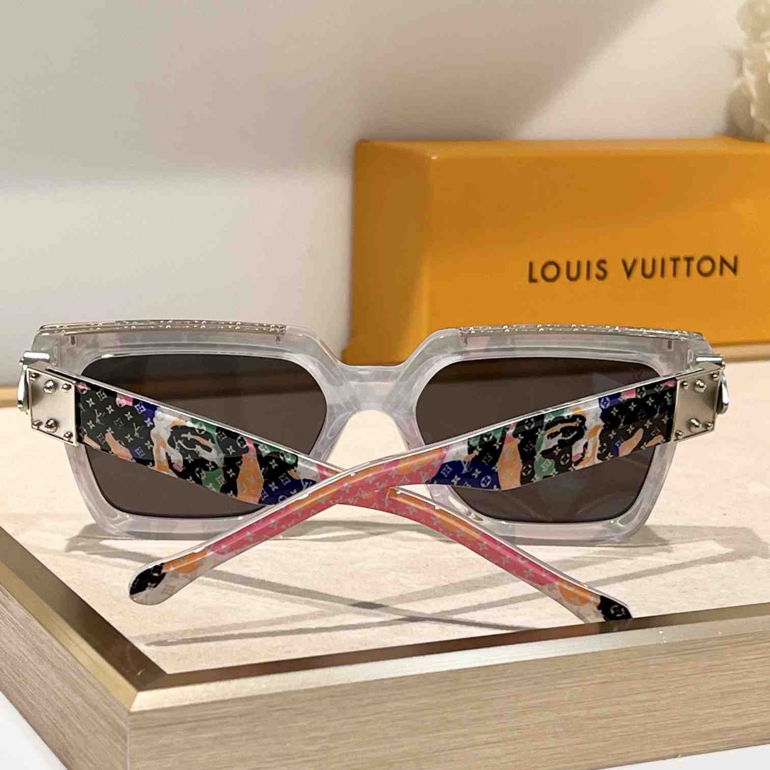 Louis Vuitton 1.1 Millionaires Square Sunglasses  LV96006 - FashionPlug