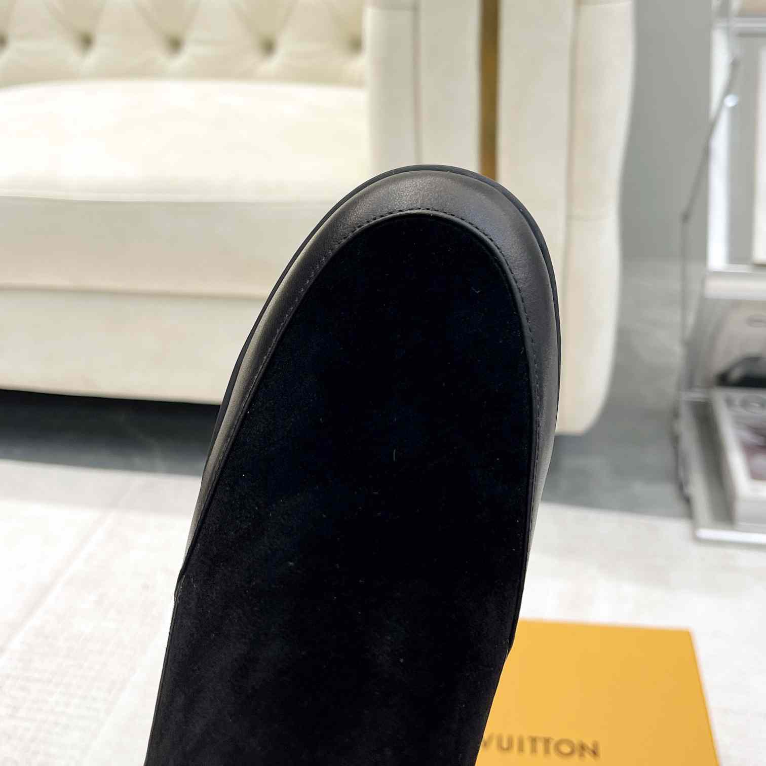 Louis Vuitton Laureate Platform Chelsea Boot - FashionPlug