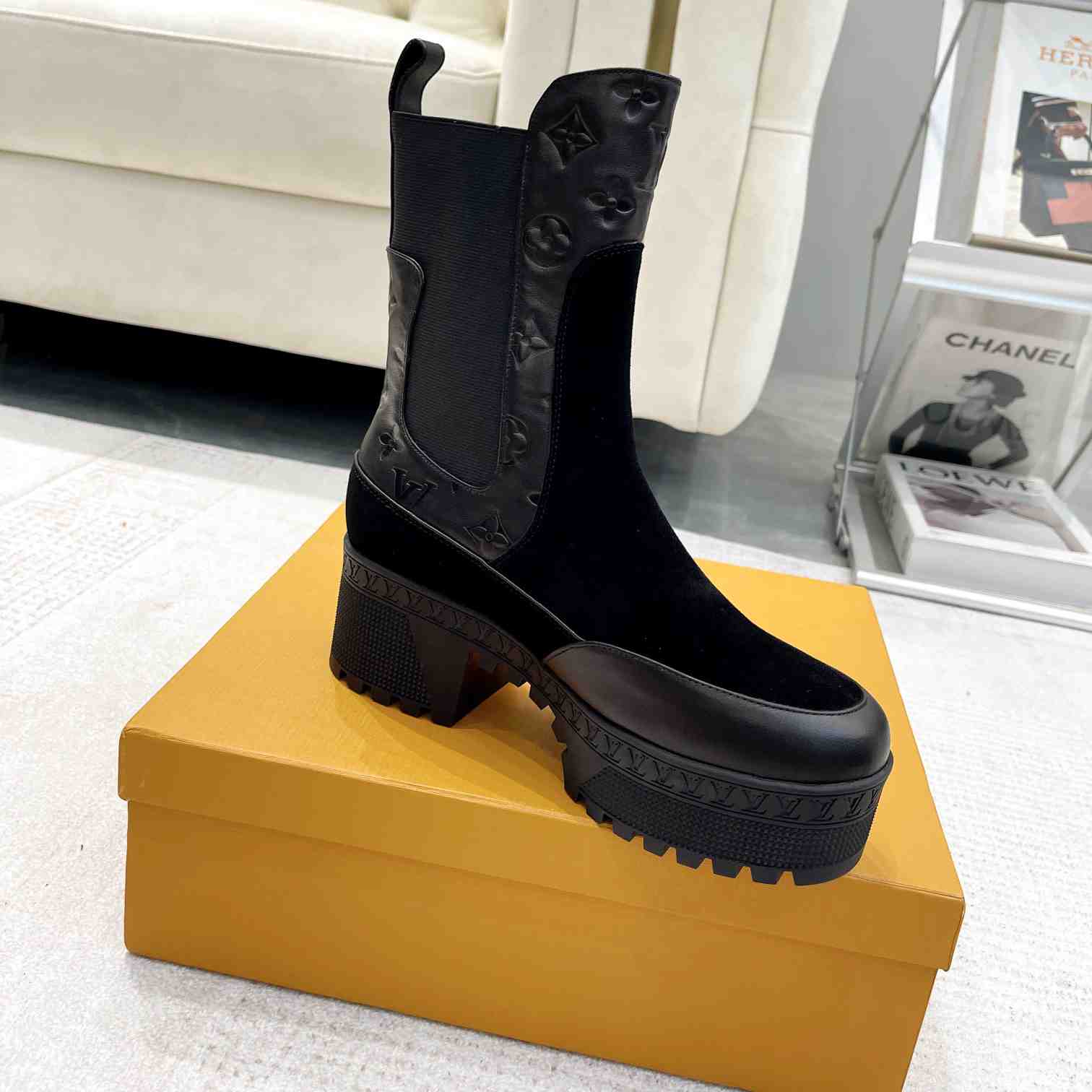 Louis Vuitton Laureate Platform Chelsea Boot - FashionPlug
