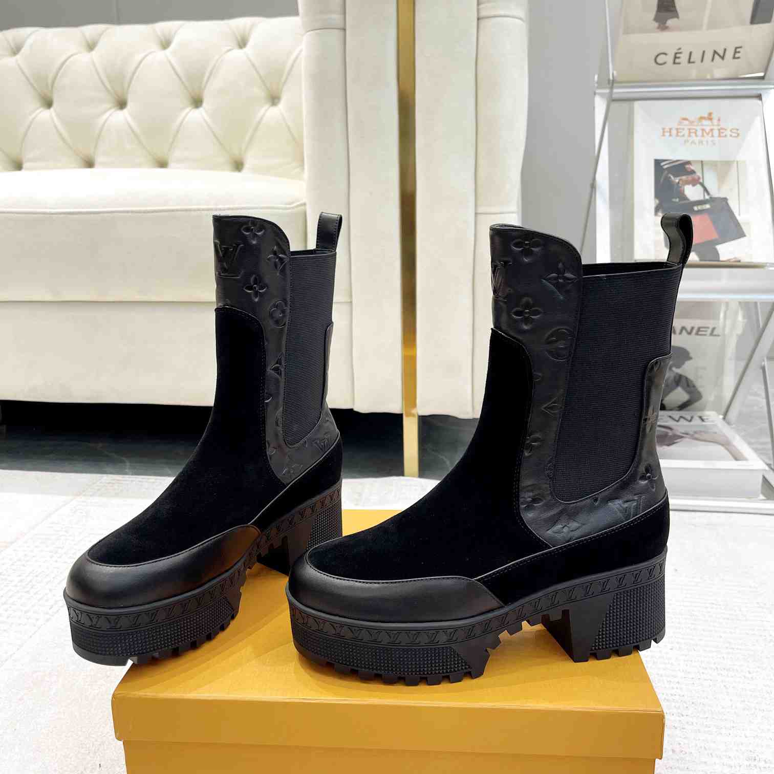 Louis Vuitton Laureate Platform Chelsea Boot - FashionPlug