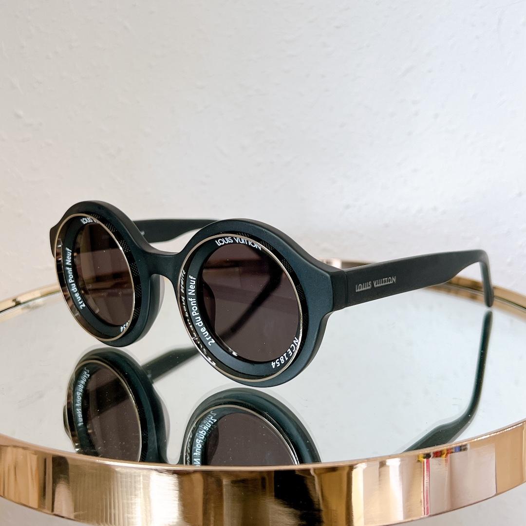Louis Vuitton Sunglasses    Z2501 - FashionPlug