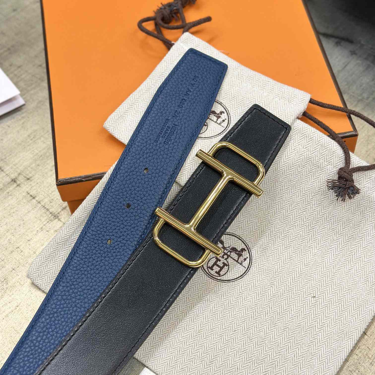 Hermes Royal Belt Buckle & Reversible Leather Strap 38 mm - FashionPlug