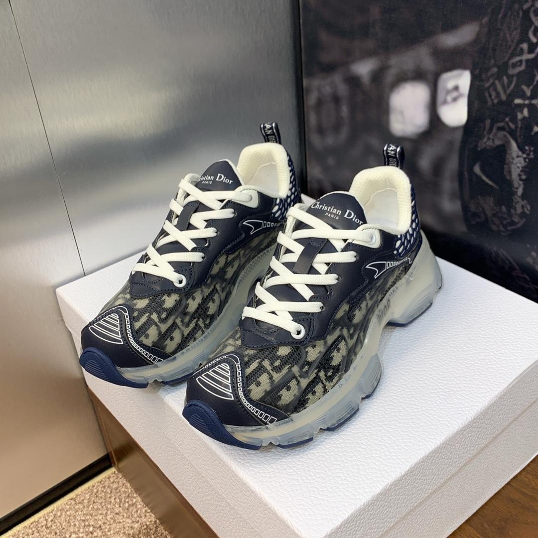 Dior Vibe Sneaker - FashionPlug