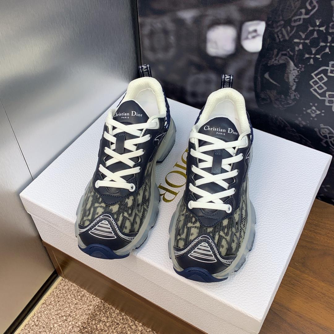 Dior Vibe Sneaker - FashionPlug