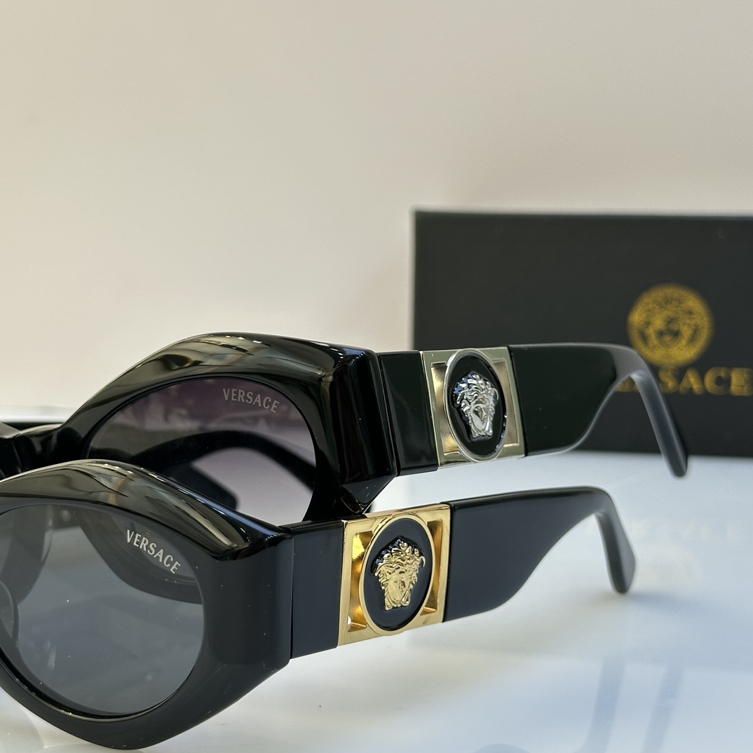 Versace Double Gianni Versace 421/B 852 Sunglasses      VE466/2 - FashionPlug
