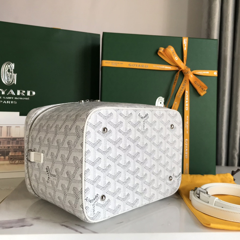 Goyard Muse Vanity Case - FashionPlug