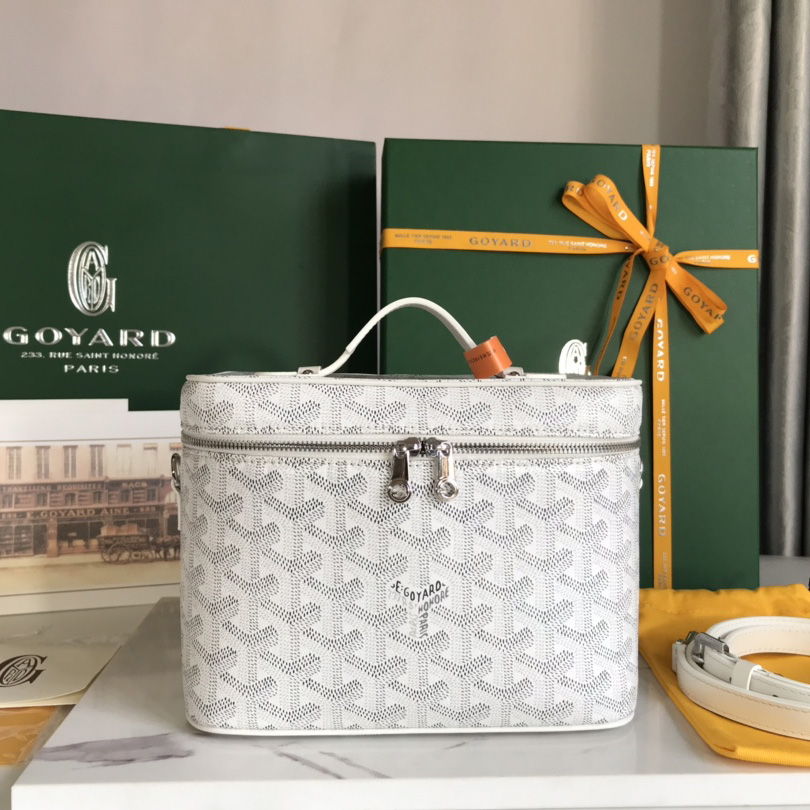 Goyard Muse Vanity Case - FashionPlug