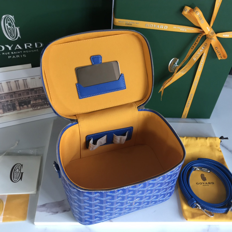 Goyard Muse Vanity Case - FashionPlug
