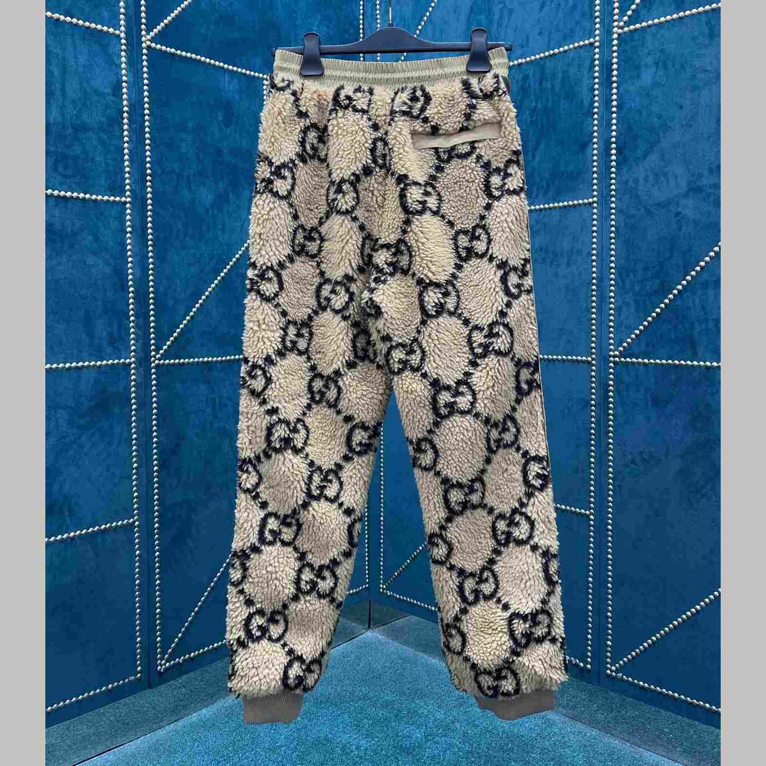 Gucci GG Jacquard Jogging Pant - FashionPlug
