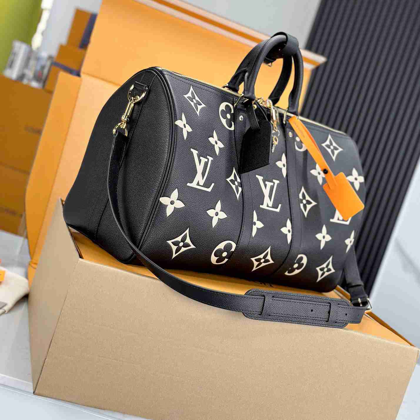 Louis Vuitton Keepall Bandoulière 45   M46670 - FashionPlug
