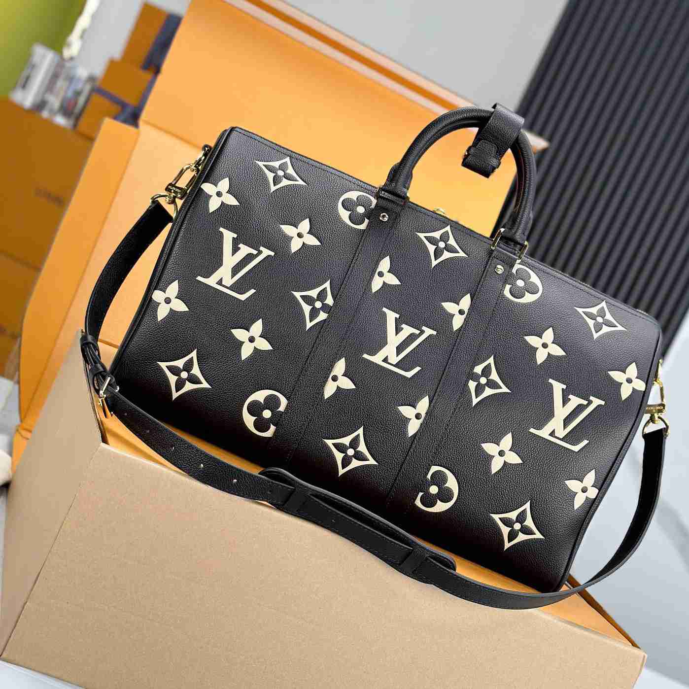 Louis Vuitton Keepall Bandoulière 45   M46670 - FashionPlug