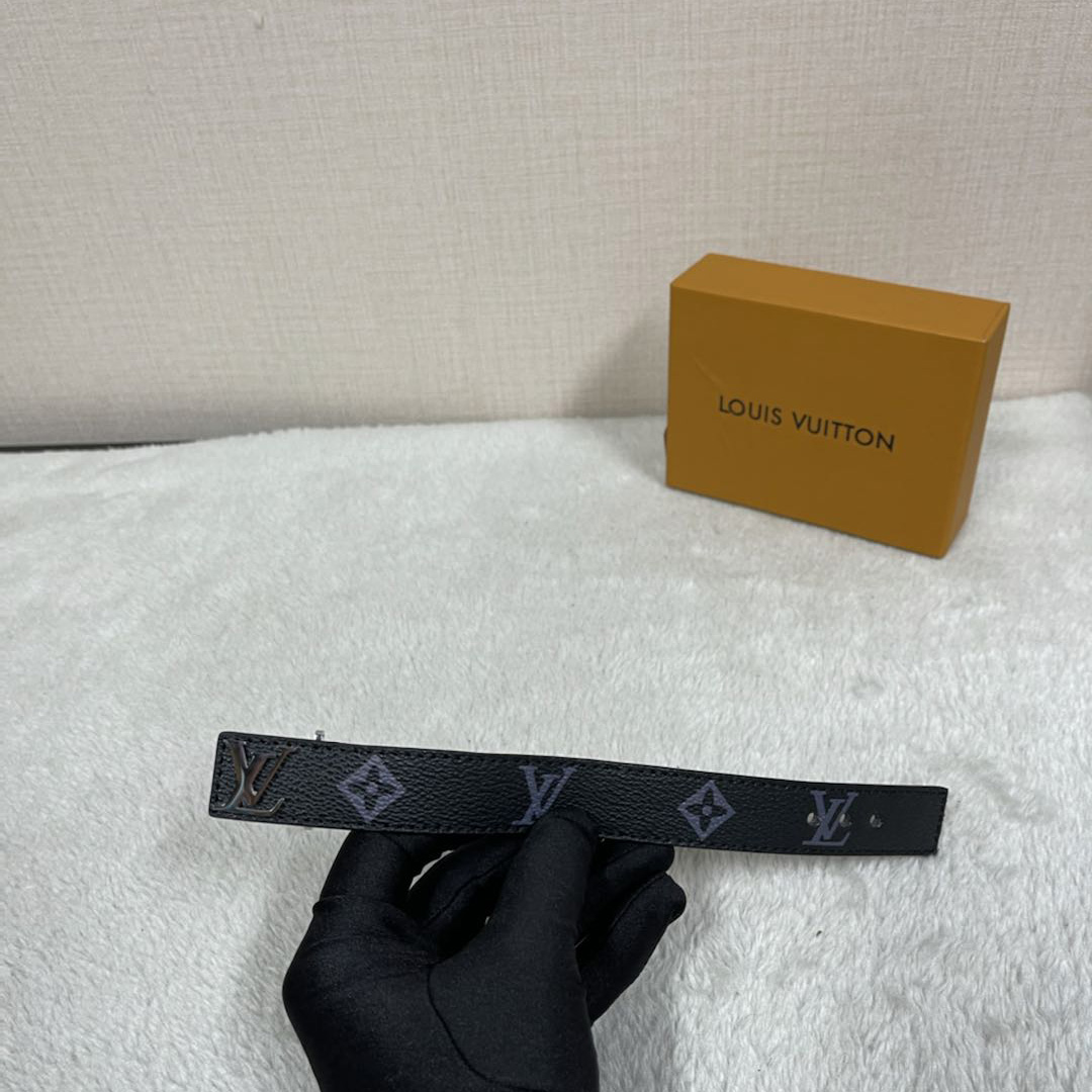 Louis Vuitto LV Slim Bracelet - FashionPlug