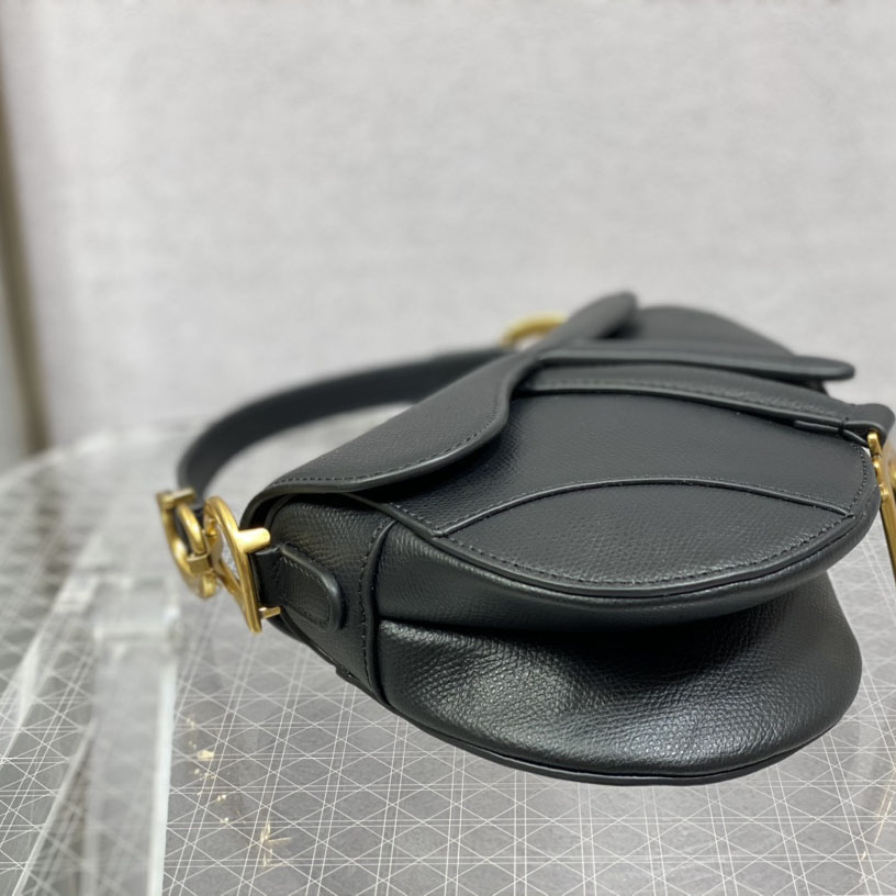 Dior Saddle Bag    19.5cm - FashionPlug