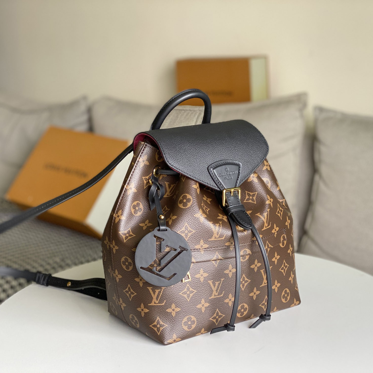 Louis Vuitton Backpacks  (27.5 x 33 x 14cm) m45515 - FashionPlug
