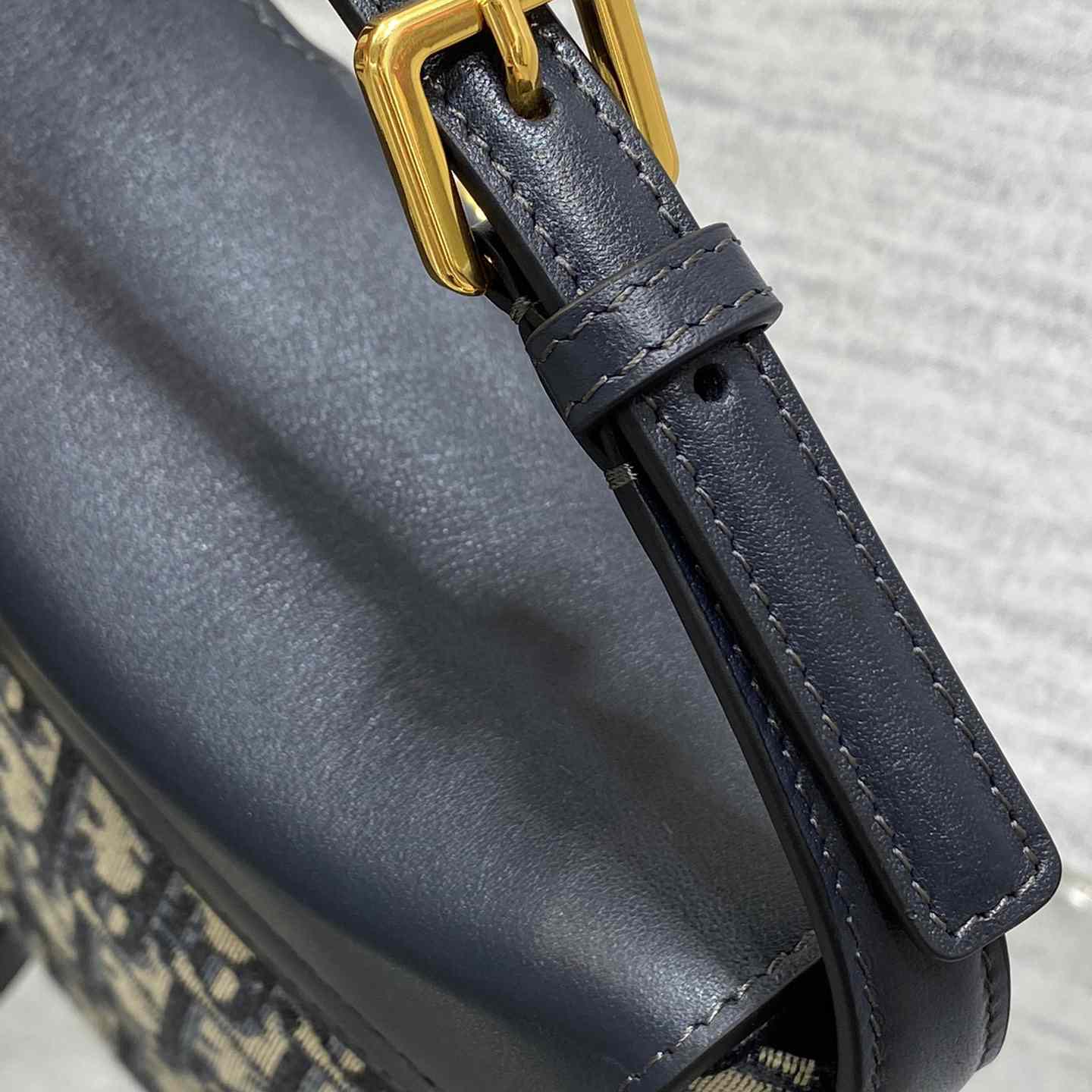 Dior 30 Montaigne Dior Amber Mini Bucket Bag - FashionPlug