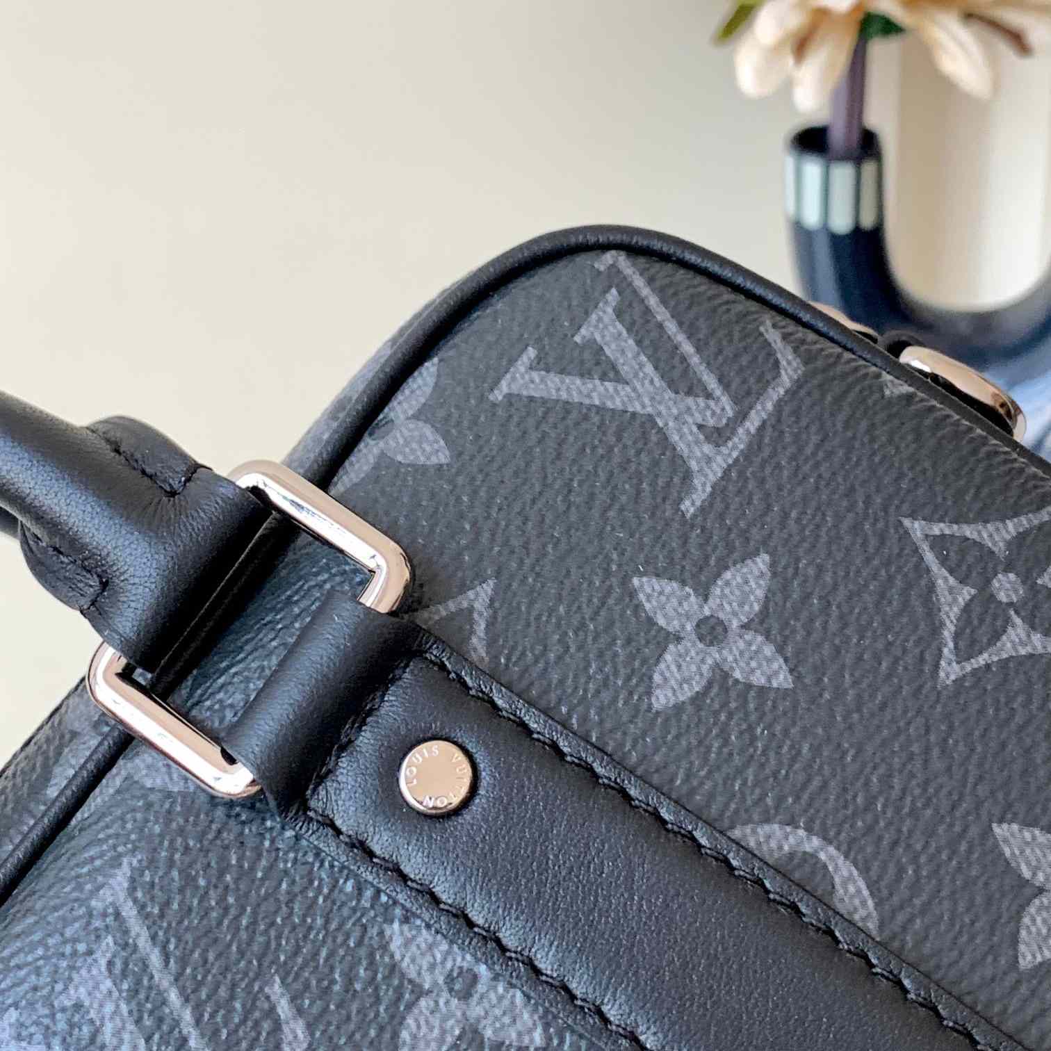 Louis Vuitton Nano Porte Documents Voyage   M82770 - FashionPlug