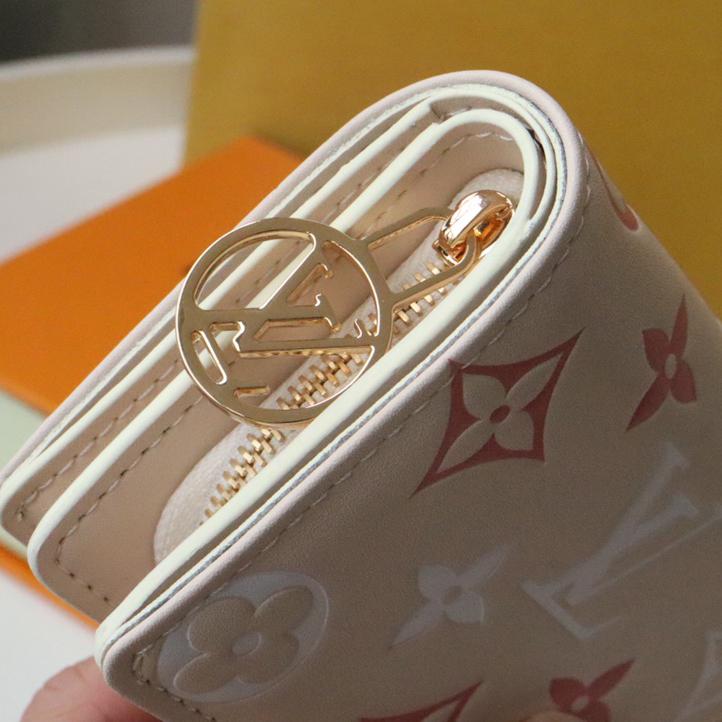 Louis Vuitton Lou Wallet   M82291 - FashionPlug