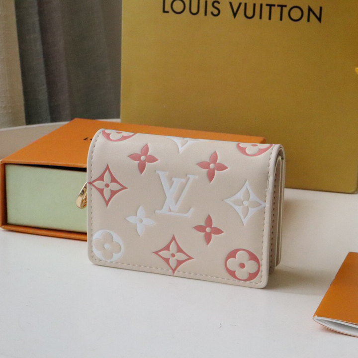 Louis Vuitton Lou Wallet   M82291 - FashionPlug