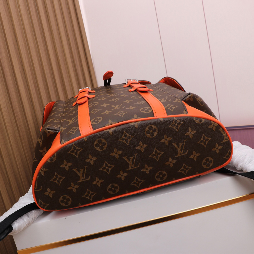 Louis Vuitton Christopher MM    M46814 - FashionPlug