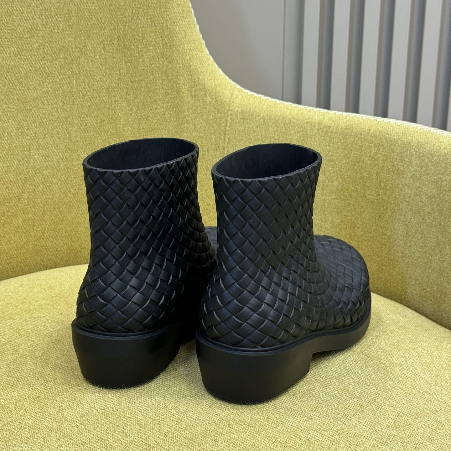 Bottega Veneta Fireman Ankle Boot - FashionPlug