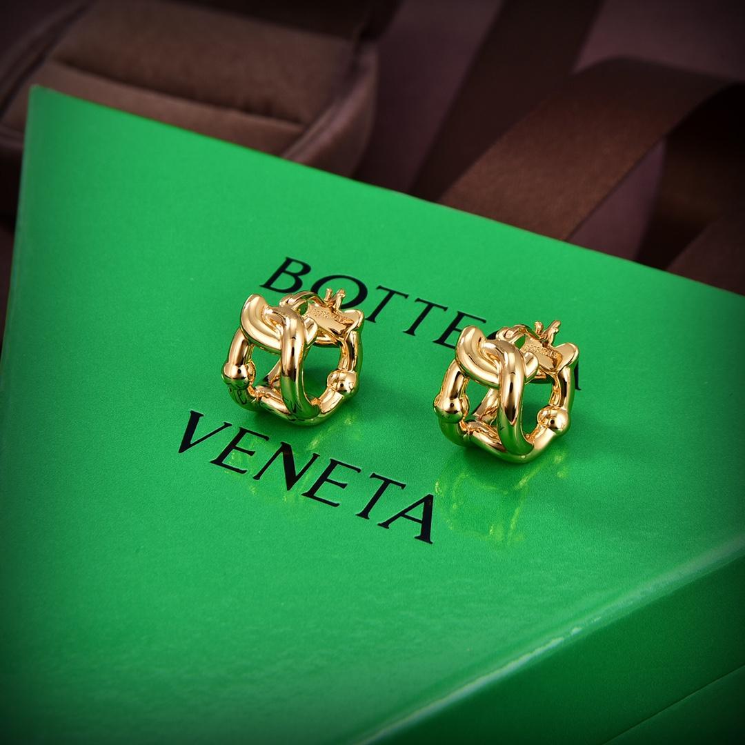 Bottega Veneta Chain Hoop Earrings - FashionPlug