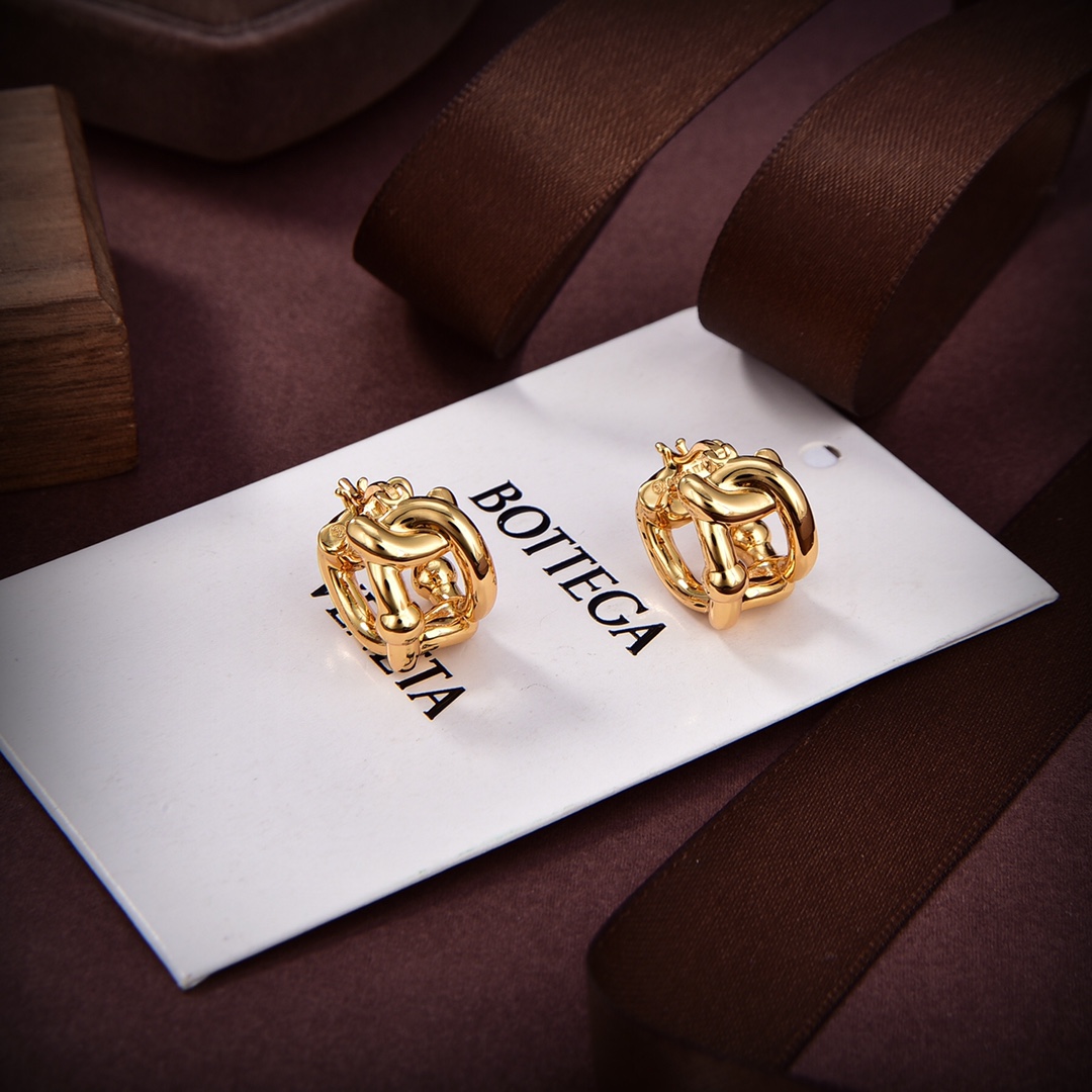 Bottega Veneta Chain Hoop Earrings - FashionPlug