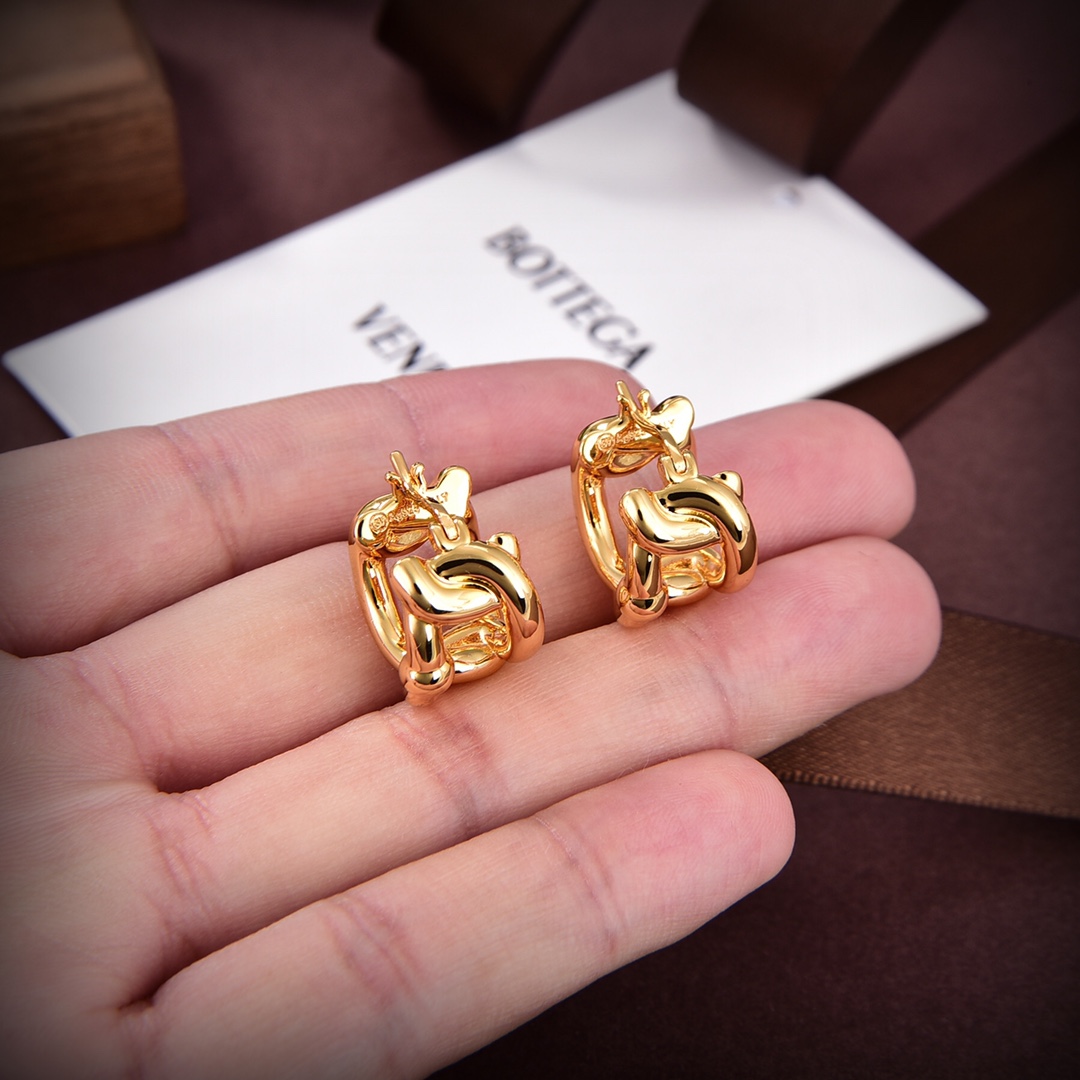 Bottega Veneta Chain Hoop Earrings - FashionPlug