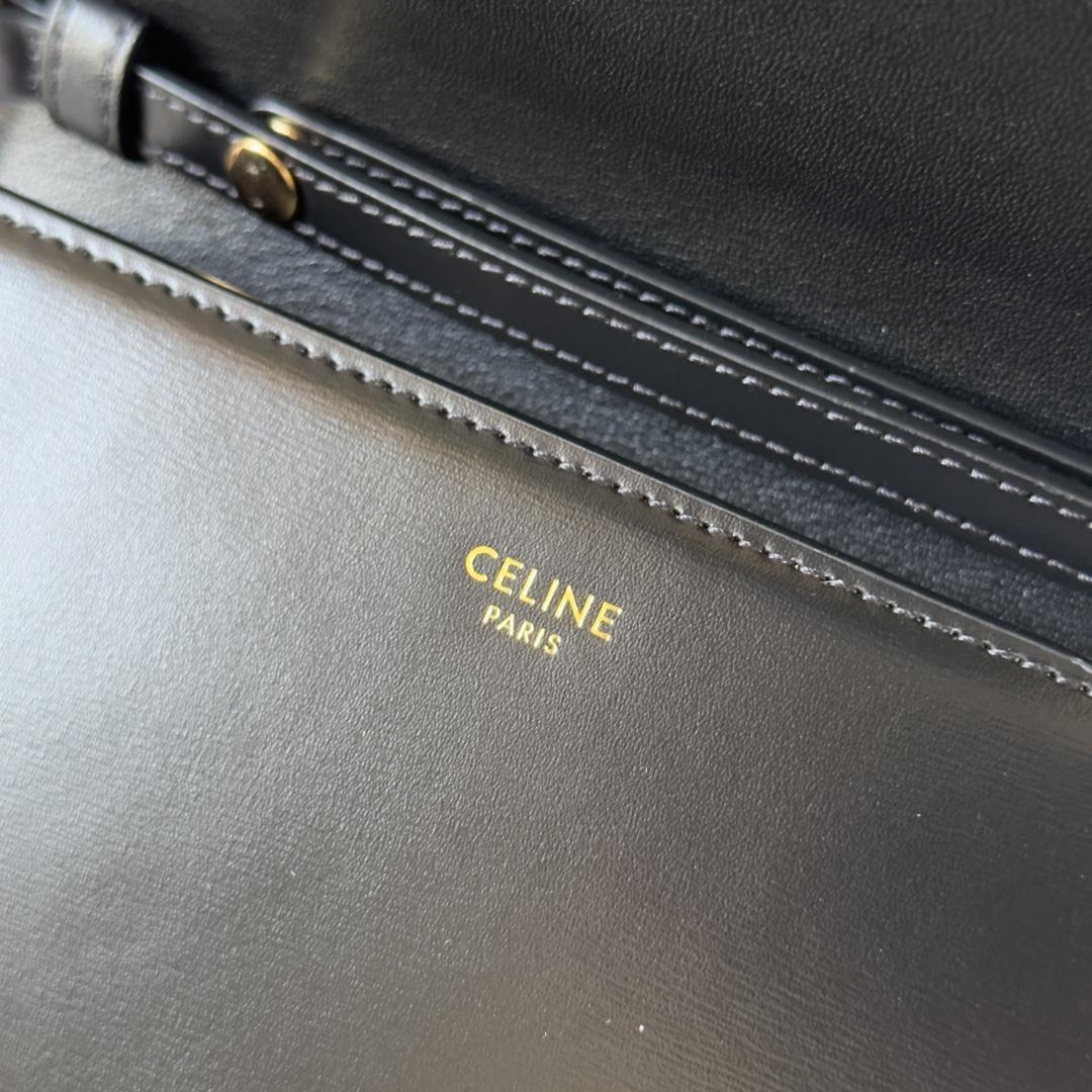 Celine Wallet On Chain Margo In Shiny Calfskin - FashionPlug