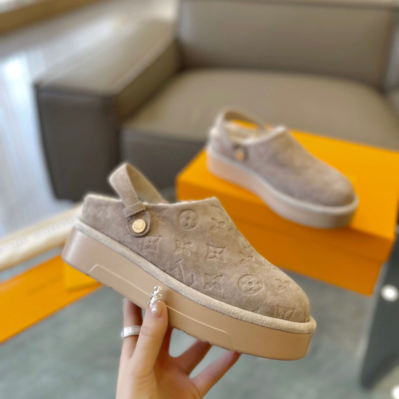 Louis Vuitton Aspen Platform Clog - FashionPlug