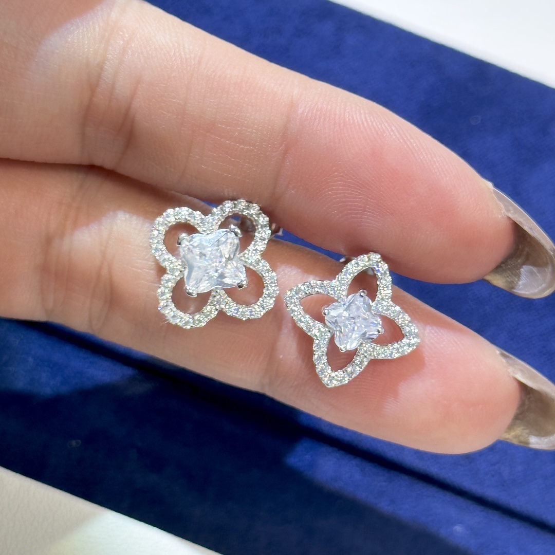 Louis Vuitton Monogram Earrings - FashionPlug