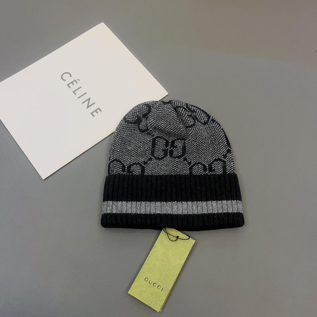 Gucci GG Knit Cashmere Hat - FashionPlug