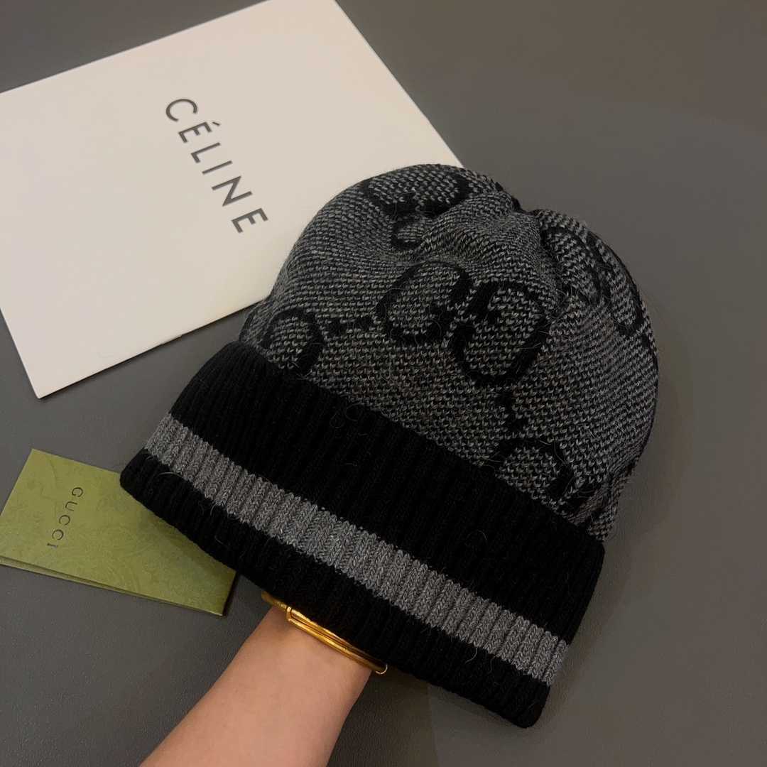 Gucci GG Knit Cashmere Hat - FashionPlug