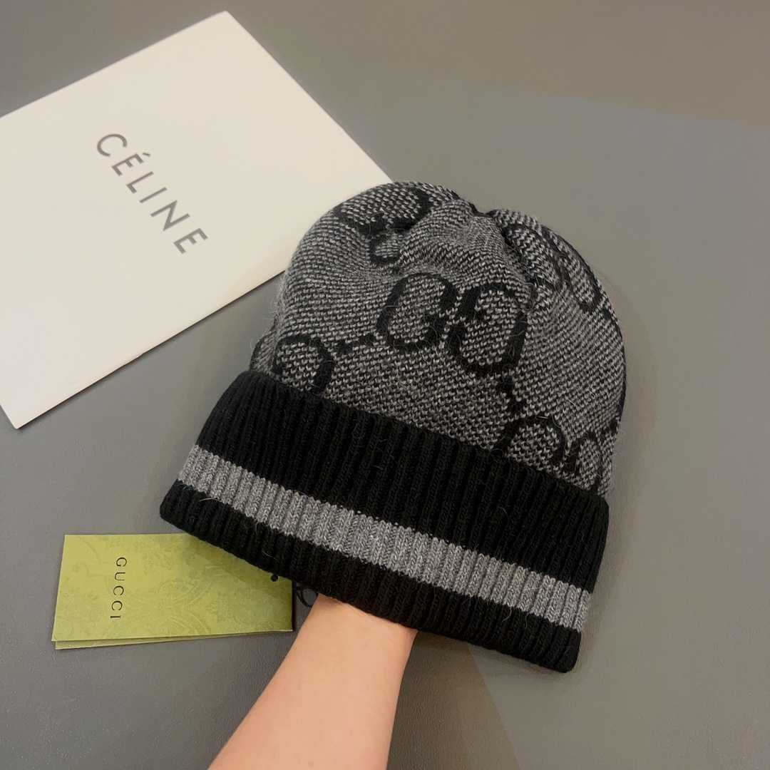 Gucci GG Knit Cashmere Hat - FashionPlug