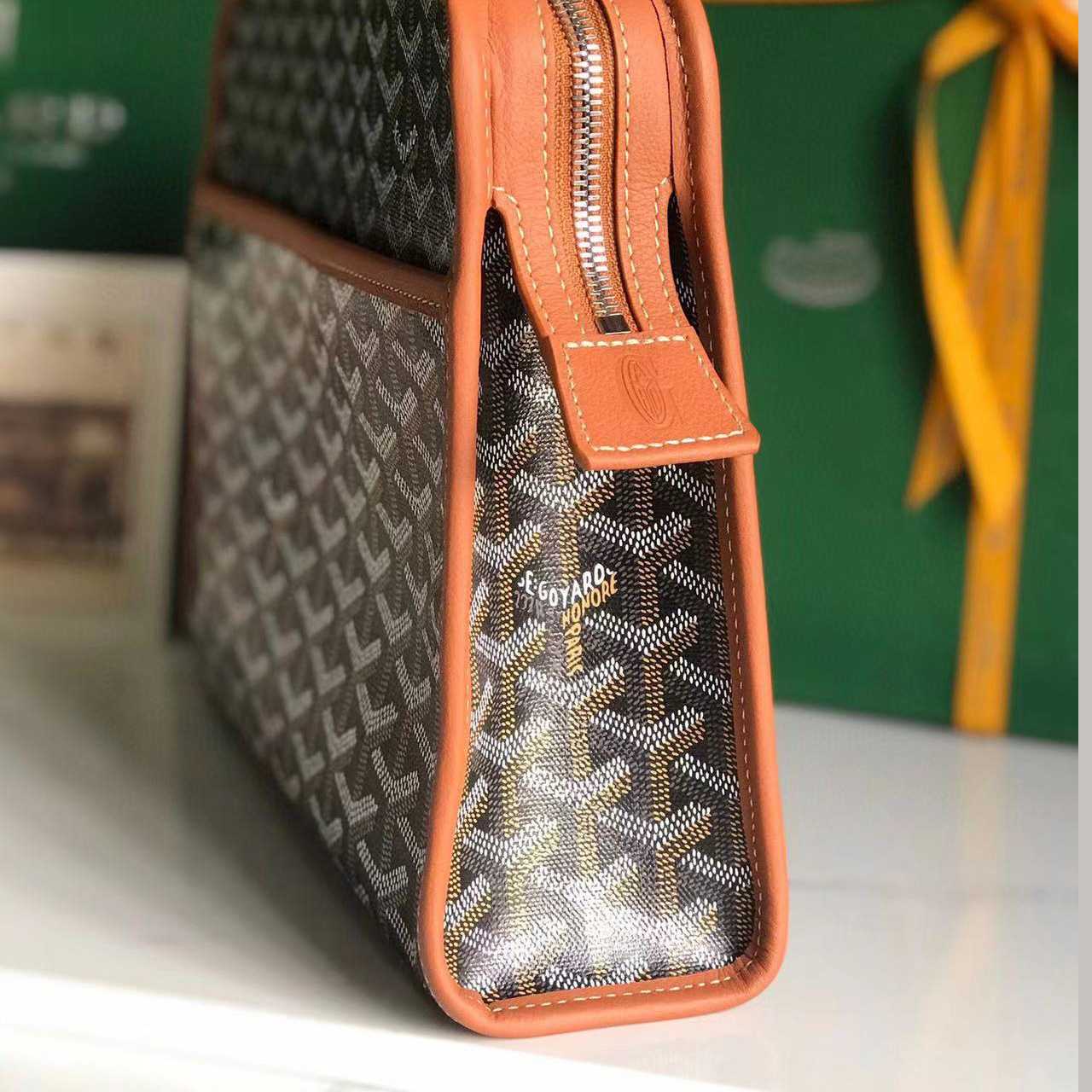 Goyard Jouvence Toiletry Bag - FashionPlug