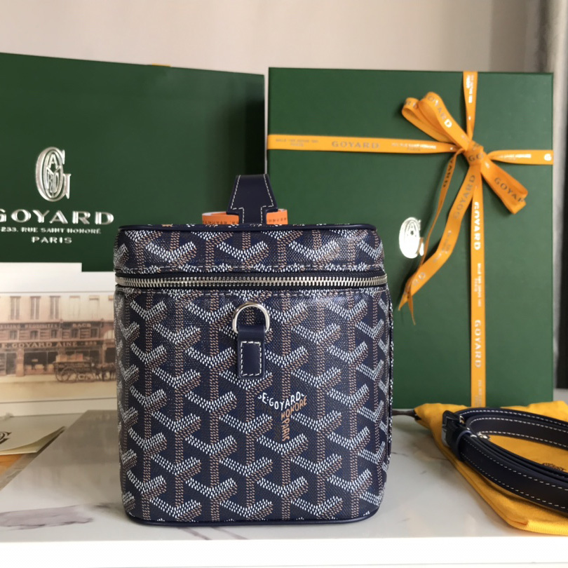 Goyard Muse Vanity Case - FashionPlug