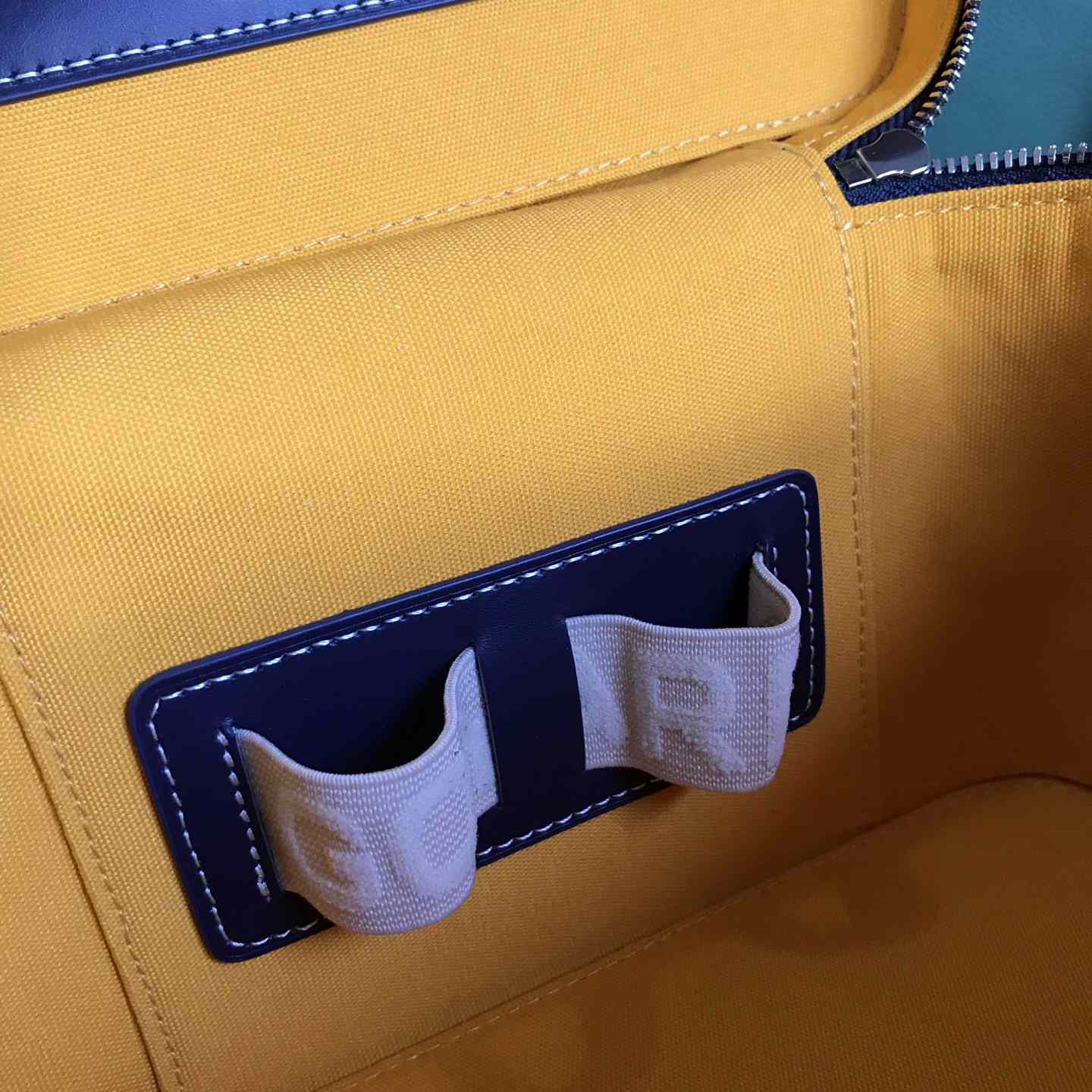 Goyard Muse Vanity Case - FashionPlug