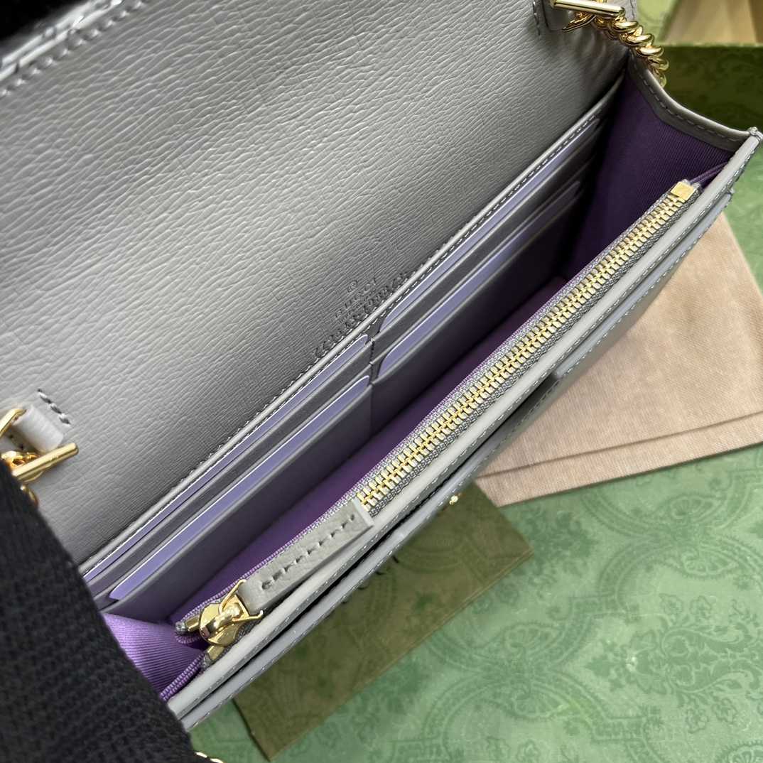 Gucci Chain Wallet With Gucci Script (12.5x 20x 4cm) - FashionPlug