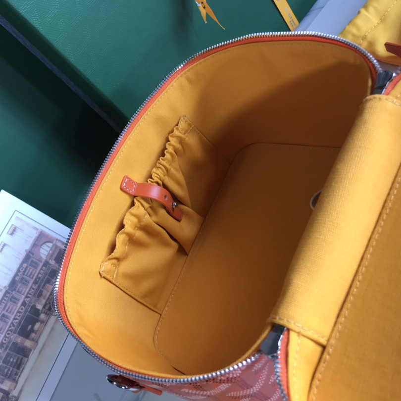 Goyard Muse Vanity Case - FashionPlug