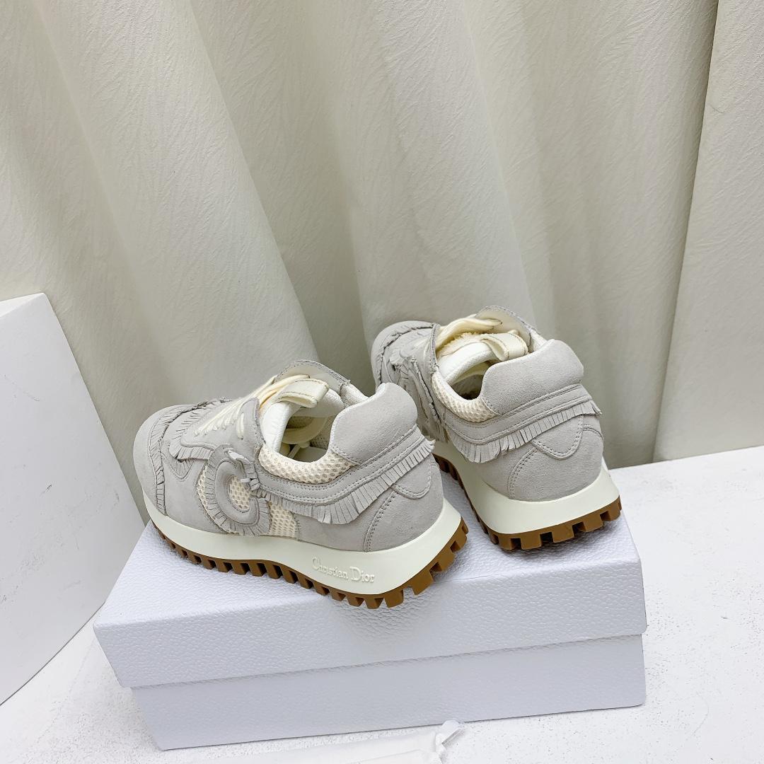 Dior C'est Dior Sneaker  - FashionPlug