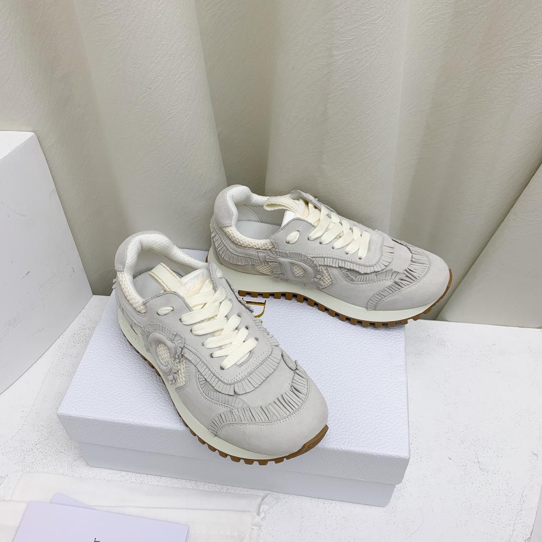 Dior C'est Dior Sneaker  - FashionPlug