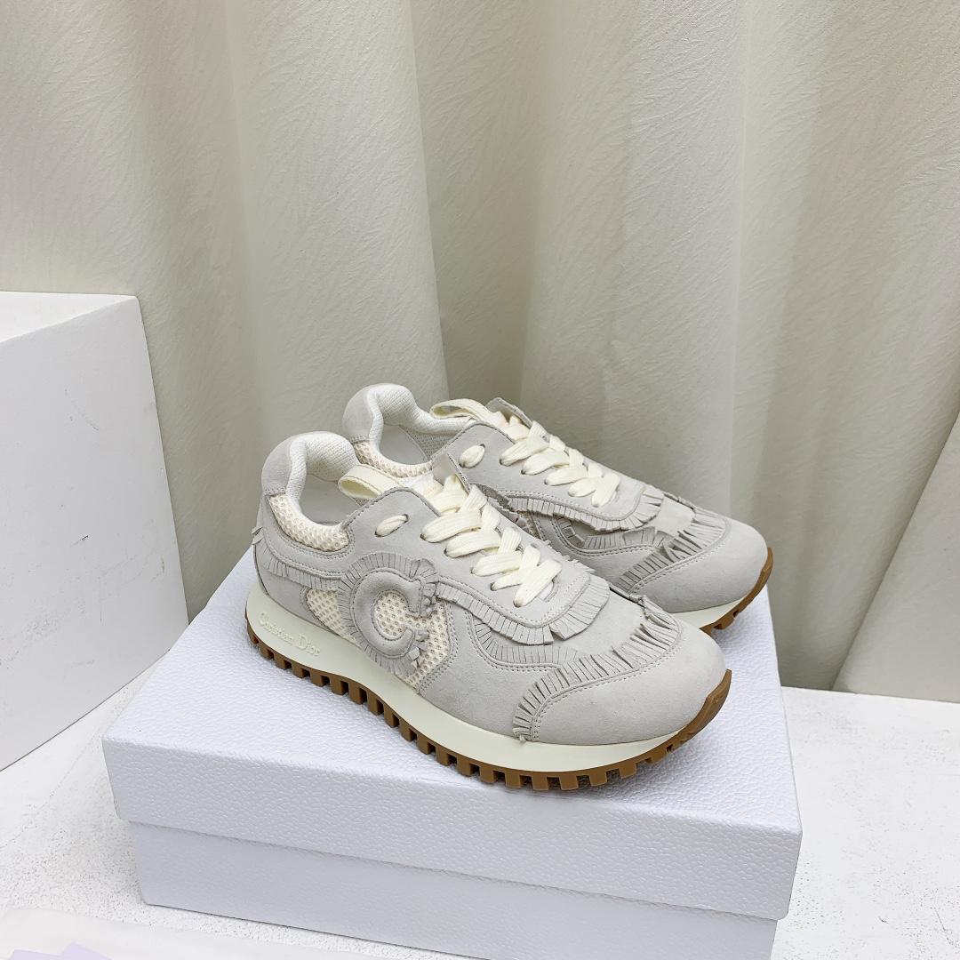 Dior C'est Dior Sneaker  - FashionPlug