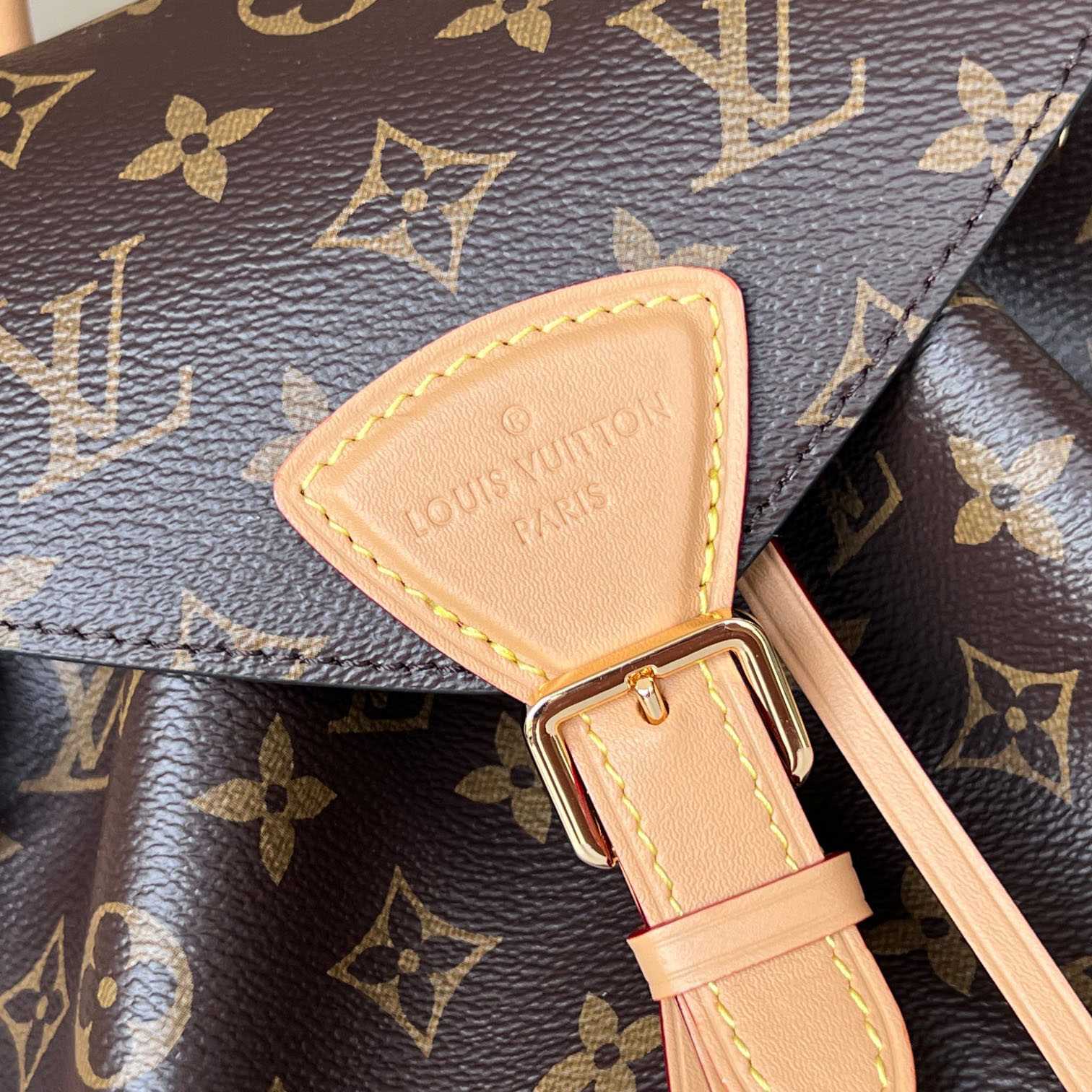 Louis Vuitton Backpacks  (27.5 x 33 x 14cm) m45515 - FashionPlug