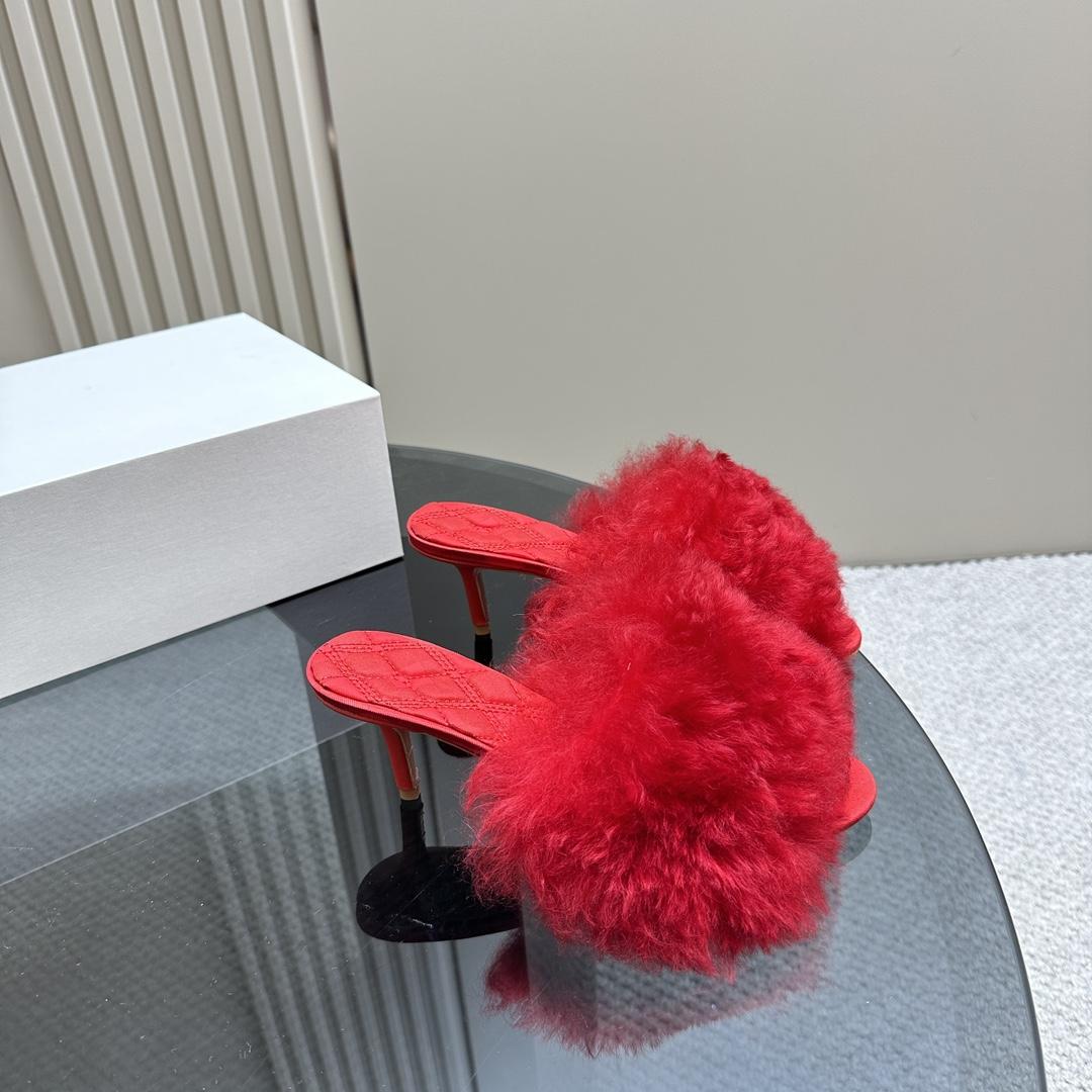 Burberry Shearling Minnie Mules - FashionPlug
