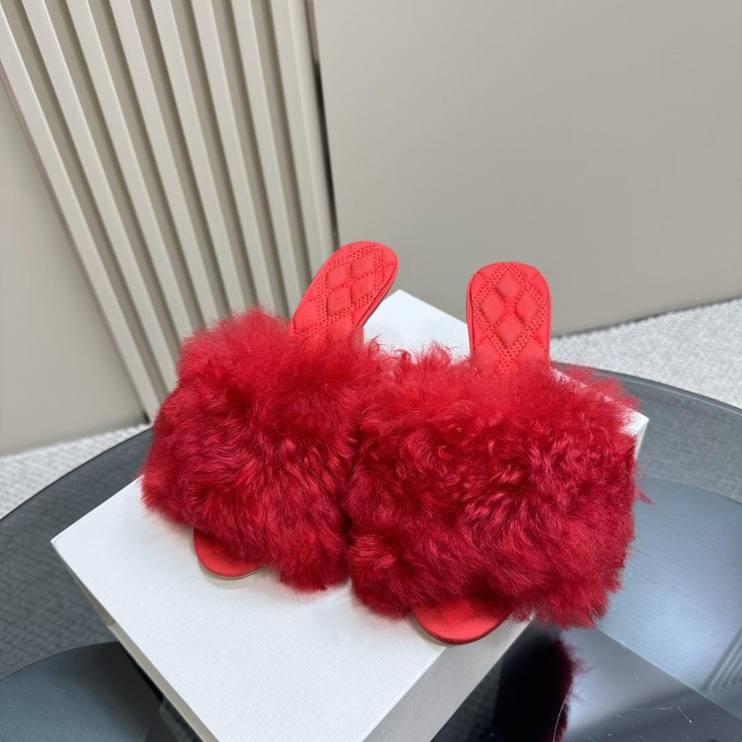 Burberry Shearling Minnie Mules - FashionPlug