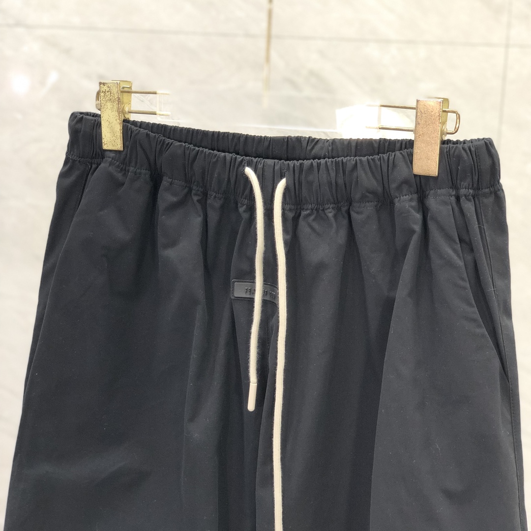 Fear of God Essentials Relaxed Trouser - FashionPlug