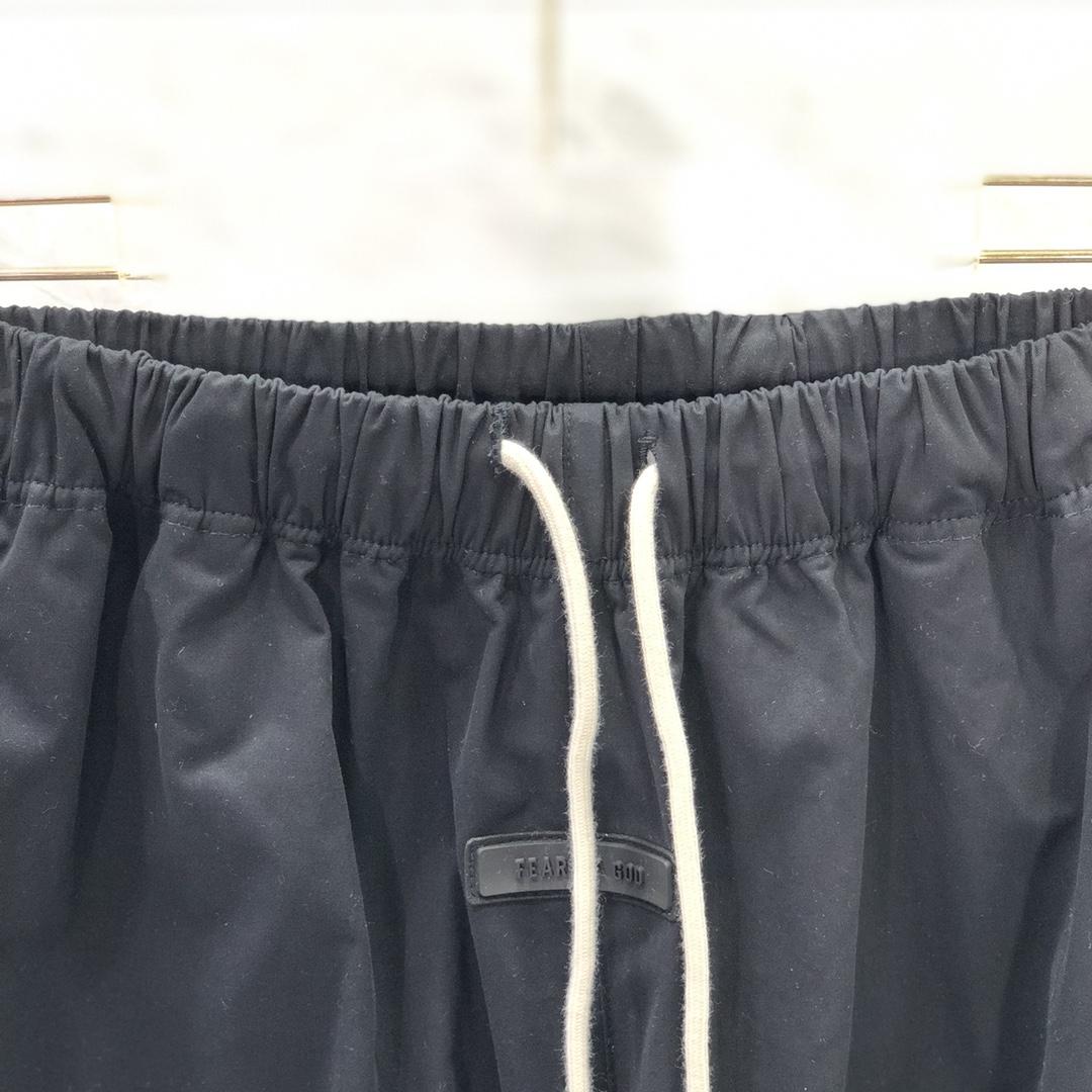 Fear of God Essentials Relaxed Trouser - FashionPlug