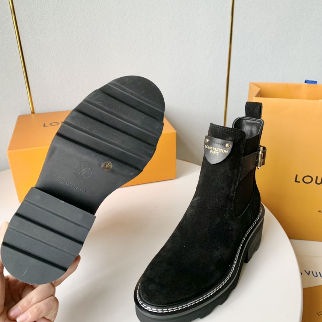 Louis Vuitton LV Beaubourg Ankle Boot - FashionPlug