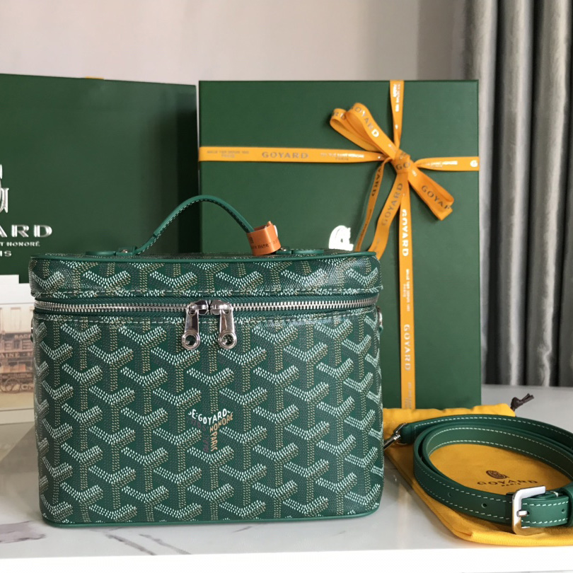 Goyard Muse Vanity Case - FashionPlug